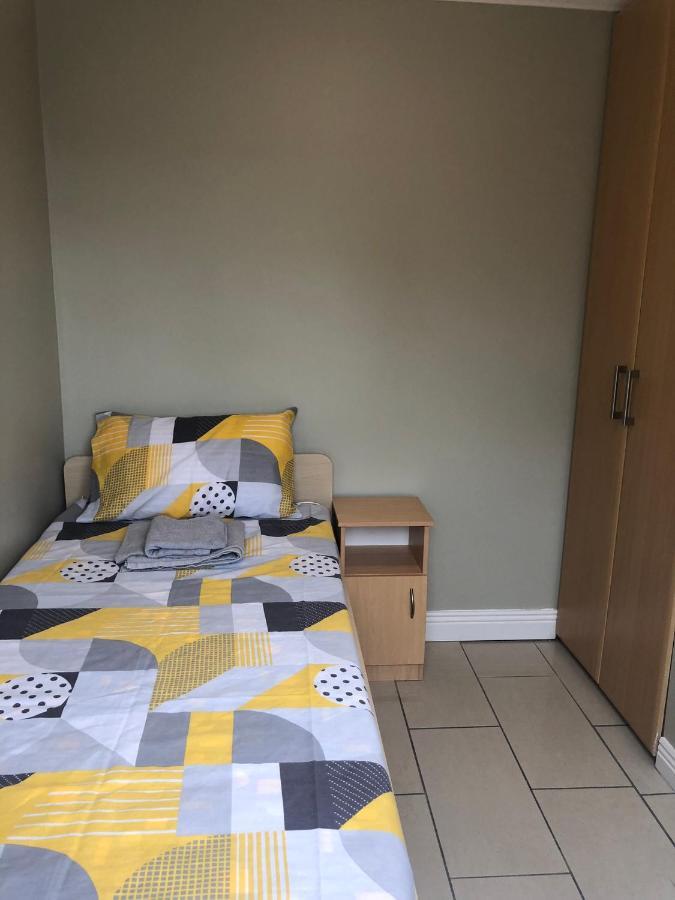 Cheerful 4 Bedroom Town House With Bbq, Galway Extérieur photo